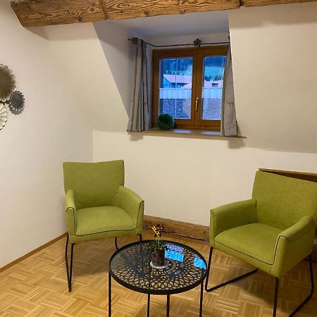 Gasthof - Pension - Adler ヴァイラー・ジンマーベルク エクステリア 写真
