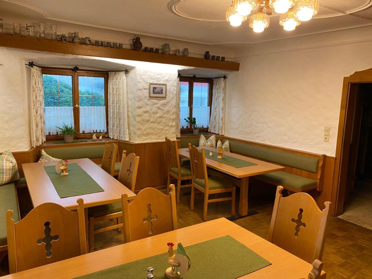 Gasthof - Pension - Adler ヴァイラー・ジンマーベルク エクステリア 写真