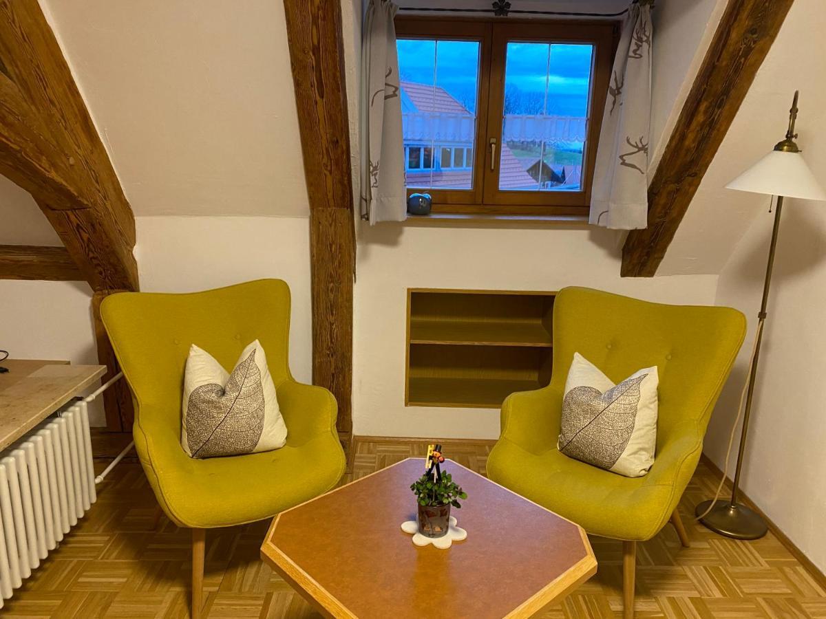 Gasthof - Pension - Adler ヴァイラー・ジンマーベルク エクステリア 写真